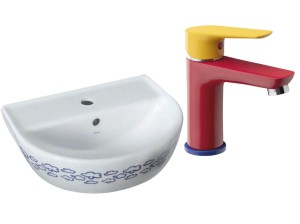Umywalka + bareria KID  dla dzieci,  35x45x18  cm podwieszana ceramiczna we wzorki chmurki , Yumurcak CeraStyle 