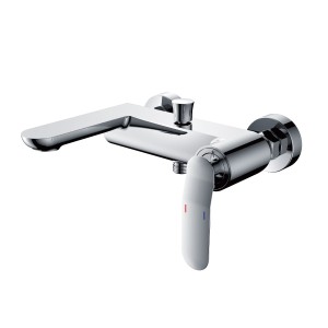 Bateria wannowo prysznicowa z wylewką, chrom wysoki połysk 